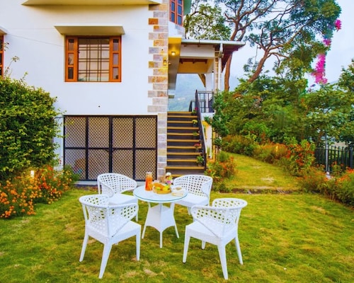 Ananda Villa Bhimtal exterior view
